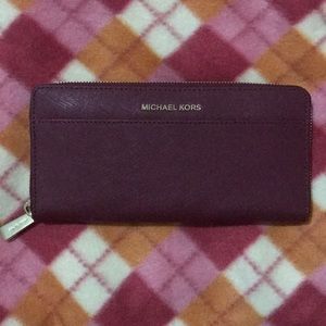Micheal Kors wallet